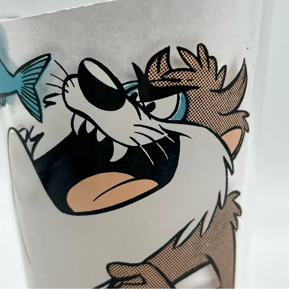 Porky Pig & Taz Tasmanian Devil Looney Tunes Glass 1976 Pepsi Collector Fishing - Picture 3 of 12